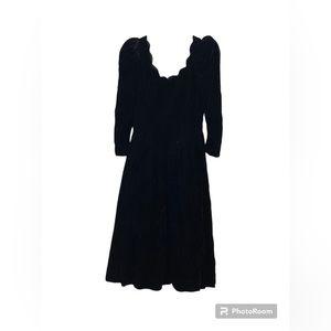 Beautiful vintage velvet midi dress, renaissance waist, scallop neck